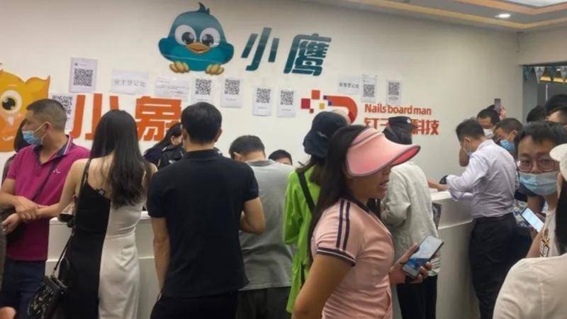 爆仓前一天还在收房租，长租公寓没完了