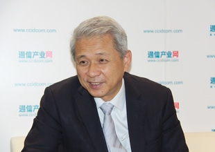 长飞光纤高级副总裁闫长鹍：坚持光通信主业，保持领先优势