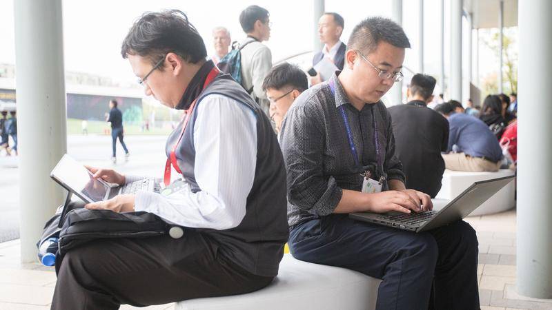 2030年半数码农将失业，谁还能保住饭碗？