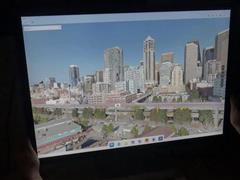 微软展示新技术：App 对屏幕的倾斜角度做出响应