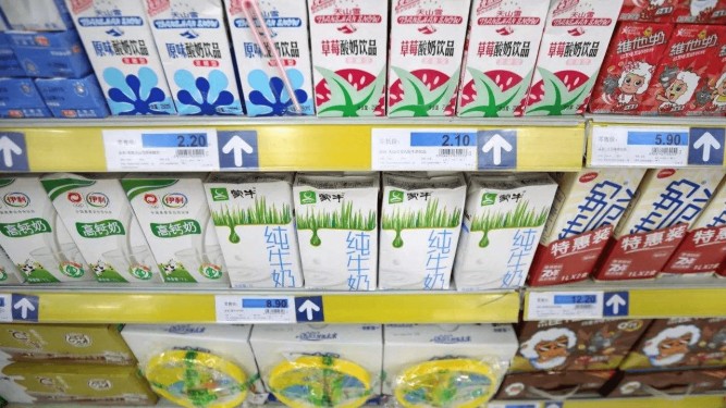 “低温奶”新赛道，出走西南的新希望，能否北上挑战伊利蒙牛？