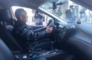 小型汽车驾驶证取消70岁年龄上限