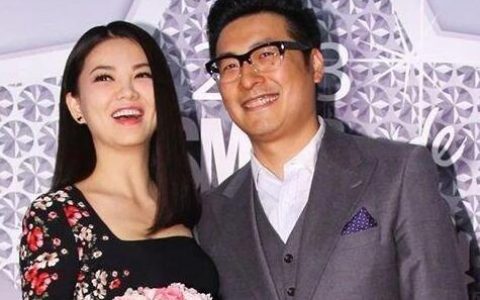 李湘为王岳伦庆生 老夫老妻感情甜蜜
