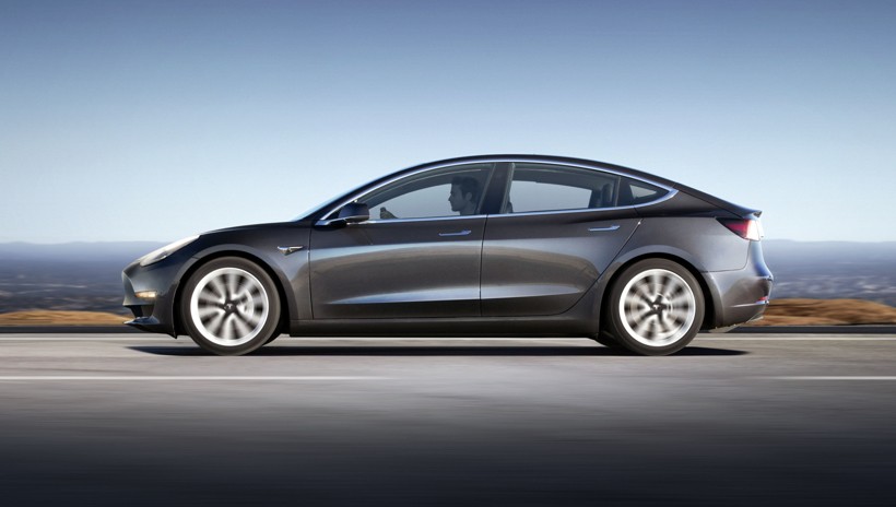 特斯拉证实2021款Model3将使用82kWh电池组