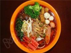 周氏麻辣烫零风险开店销售大收银 投资费用解析
