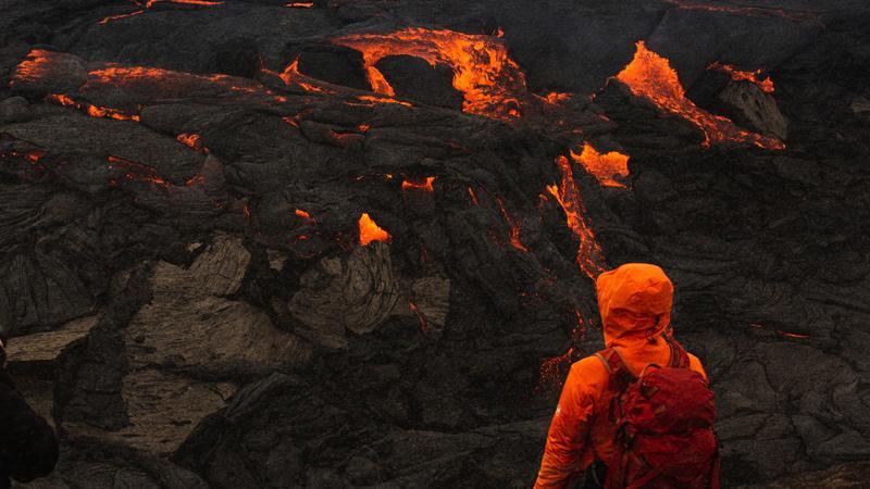 冰岛火山喷发，怎么就跟苏伊士运河扯上关系了？
