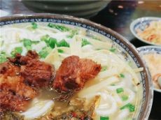 无名缘创新出香飘九巷的经典美味 降低投资风险