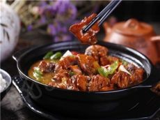 老乡厨市场前景广阔 满足食客需求 做出难以忘记的味道