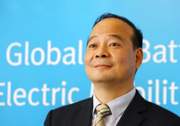 蔚来、理想、小鹏们，都是宁德时代的打工仔