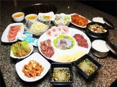 韩罗苑烤肉让食客流连忘返 生意不断