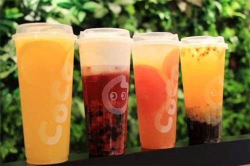 奶茶店内卷，喜茶们也是打工人