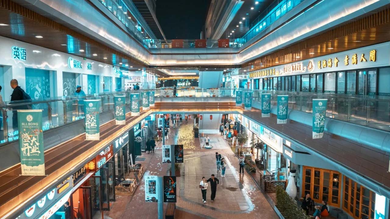 探寻餐饮业黄金地段，如何打造热门的餐饮店铺秘籍