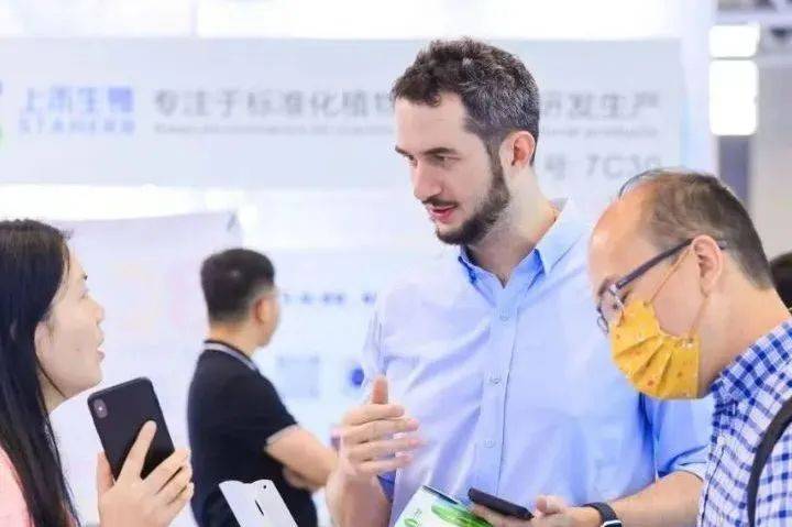 产品革新，蹚出一条“破卷”之路